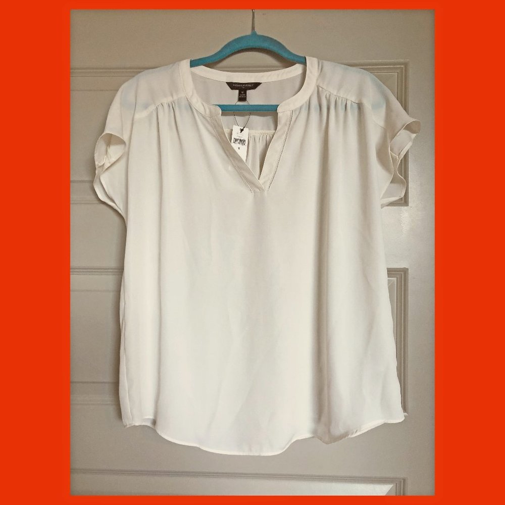 Banana Republic Women's Blouse NWT